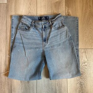 Hollister Ultra High Rise Dad Jeans